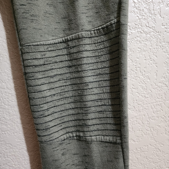 Art Class green moto style jogger pants Size L (12/14) - Picture 3 of 13